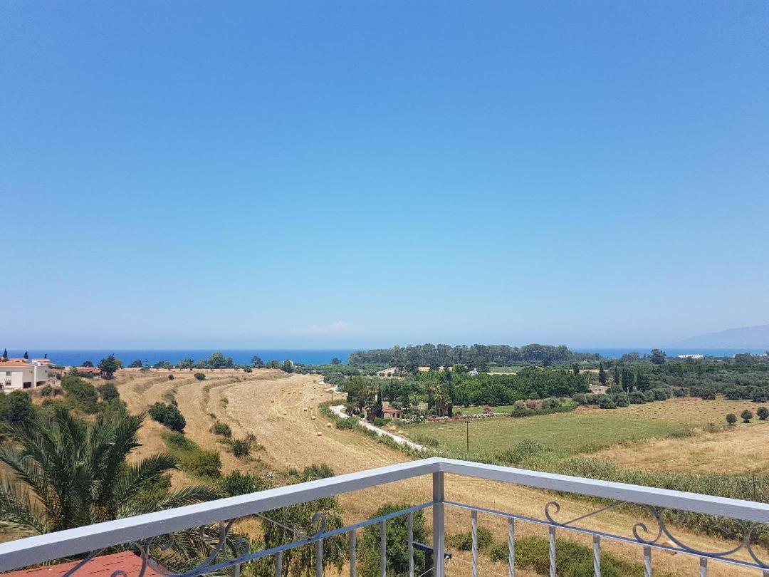 Panoramic Sea View Apartment In Polis-Latchi 外观 照片